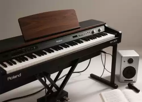 Roland FP-30X 電子琴