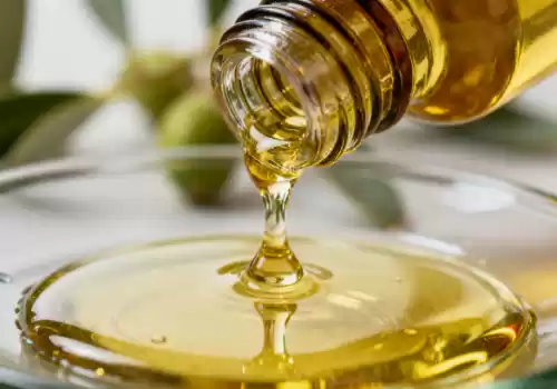 10大荷荷芭油推薦排行榜｜真人實測評比+選購全攻略