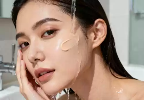 10大防水粉底推薦排行榜｜真人實測評比+選購全攻略