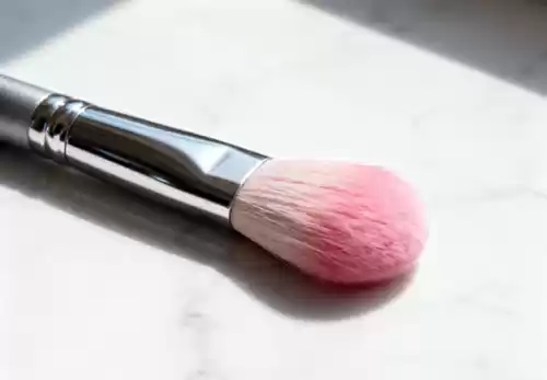 10大眼影刷推薦排行榜｜真人實測評比+選購全攻略