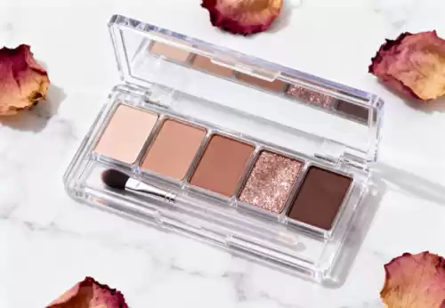 10大單眼皮眼影盤推薦排行榜｜真人實測評比+選購全攻略